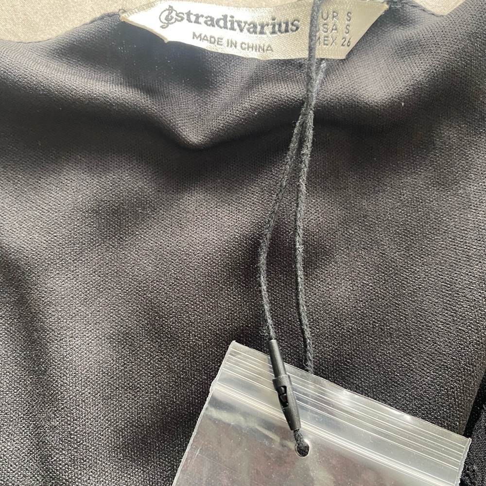 stradivarius Black Swiss Dot V-Neck Long Sleeve Dress - Picture 5 of 5